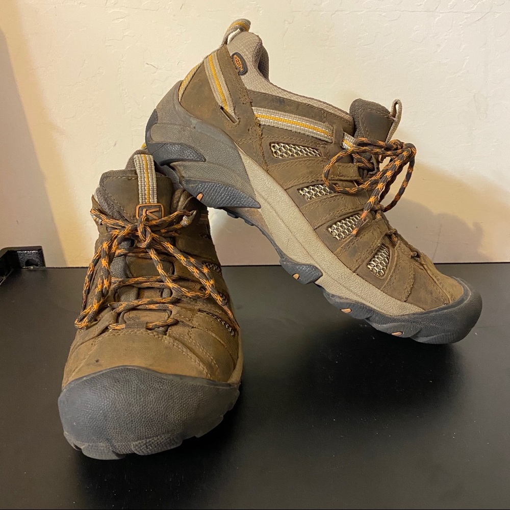 Men's keen Voyageur Hiking Shoes size 10